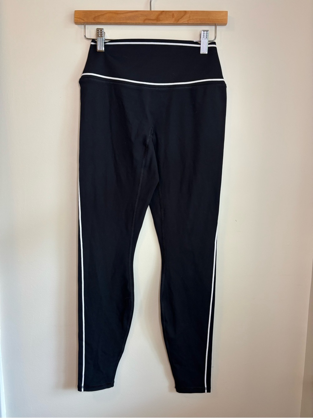 Women Black Leggings with White Piping